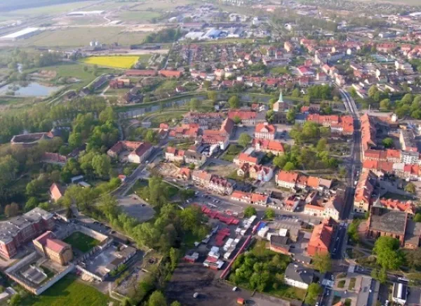 lata doświadczenia w prowadzeniu publicznej edukacji